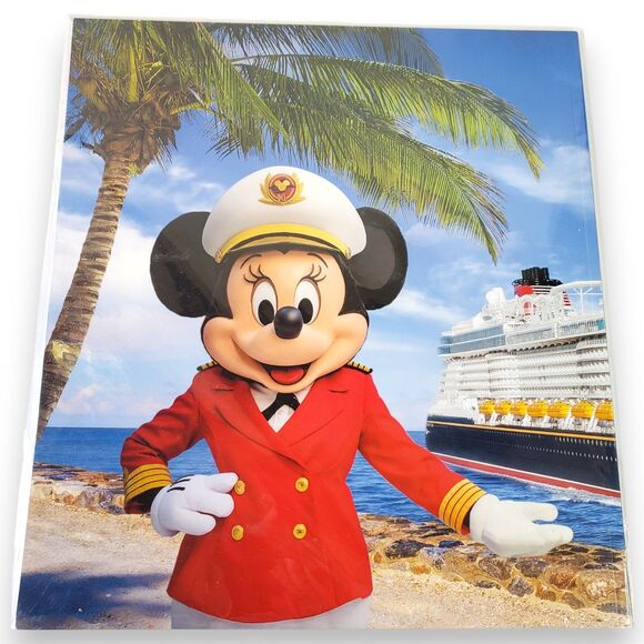 D23 Magazine Summer 2022 DISNEY WISH Cruise Ship Captain Minnie NEW Sealed - Picture 2 of 4